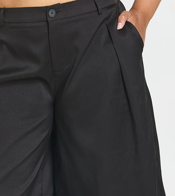 boohoo  Shorts - BLACK Shorts