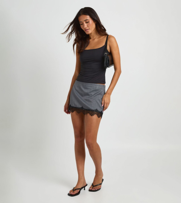 بوهو  تنانير قصيرة - رمادي Mini Skirts
