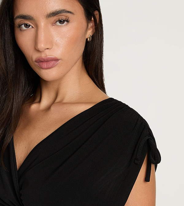 بوهو توبات قصيرة - أسود Cropped Tops