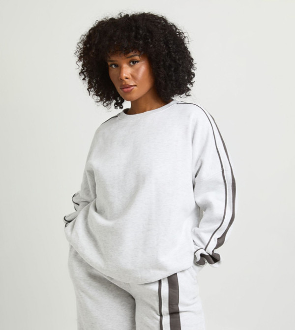 boohoo  Hoodies & Sweatshirts - Grey Hoodies & Sweatshirts