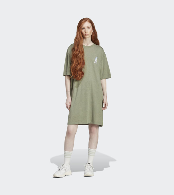 اديداس Athleisure BTU - أخضر تنانير فساتين