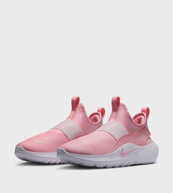 نايك نايكي - وردي سهل الارتداء