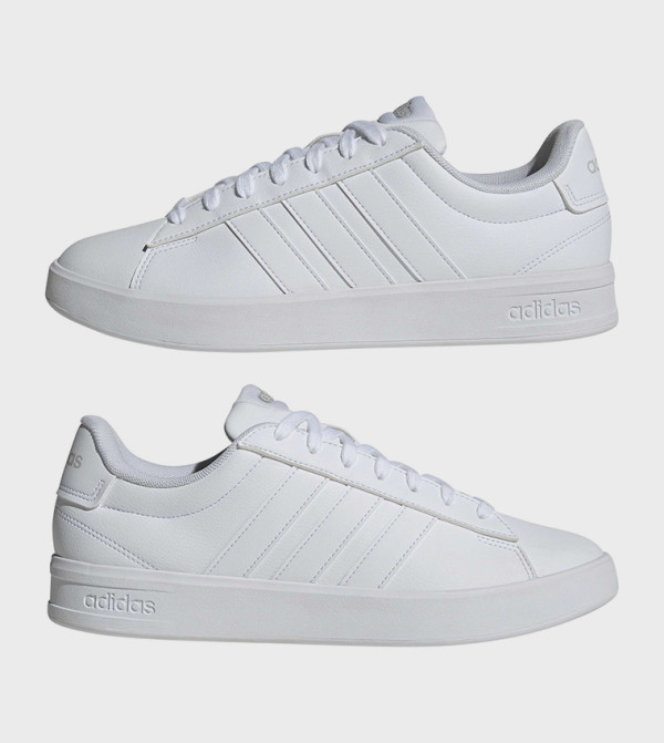 Adidas  Sneakers - White Low Top