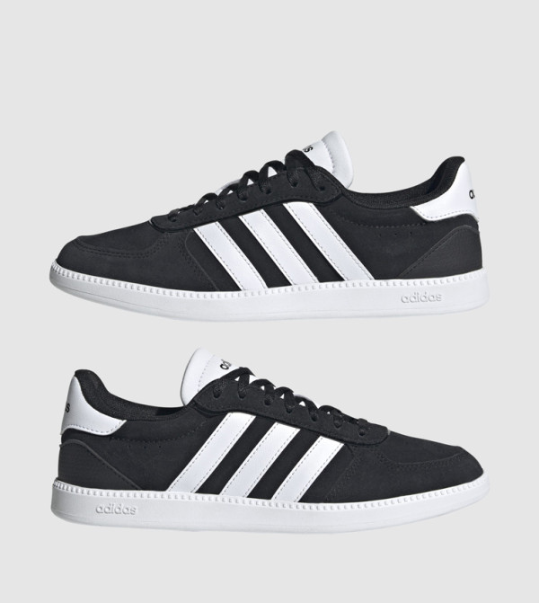 Adidas Adidas - Black Low Top