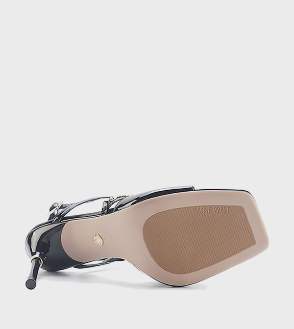 ناين وست صنادل كعب عالي - أسود كعب