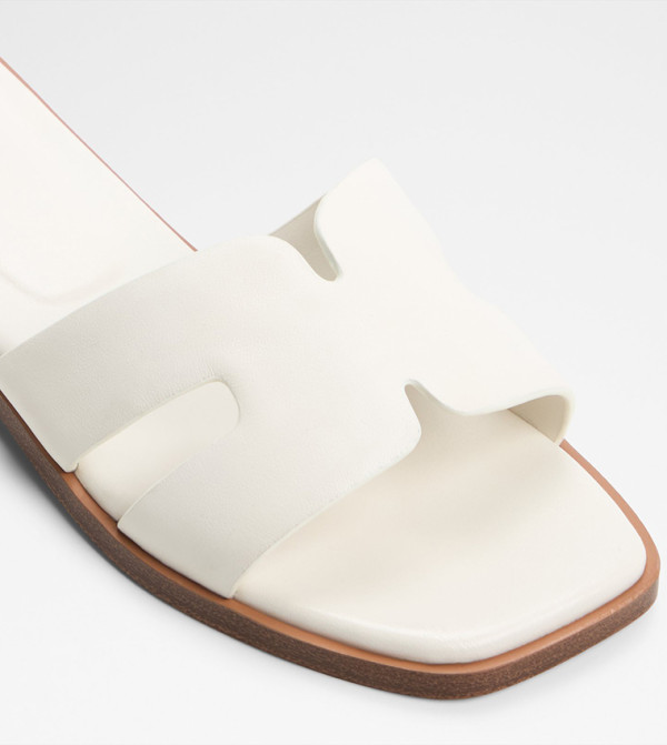 ألدو ألدو - أبيض Flat Sandals