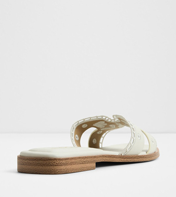 ألدو ألدو - أبيض Flat Sandals