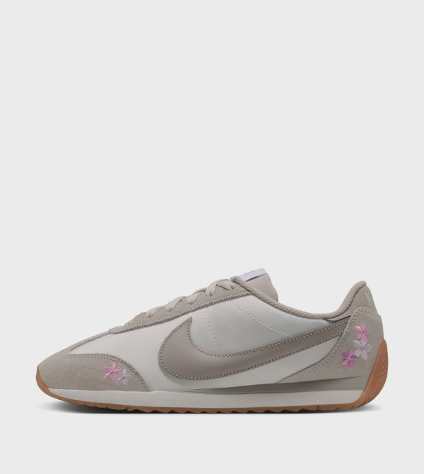 Nike Nike - Beige Low Top