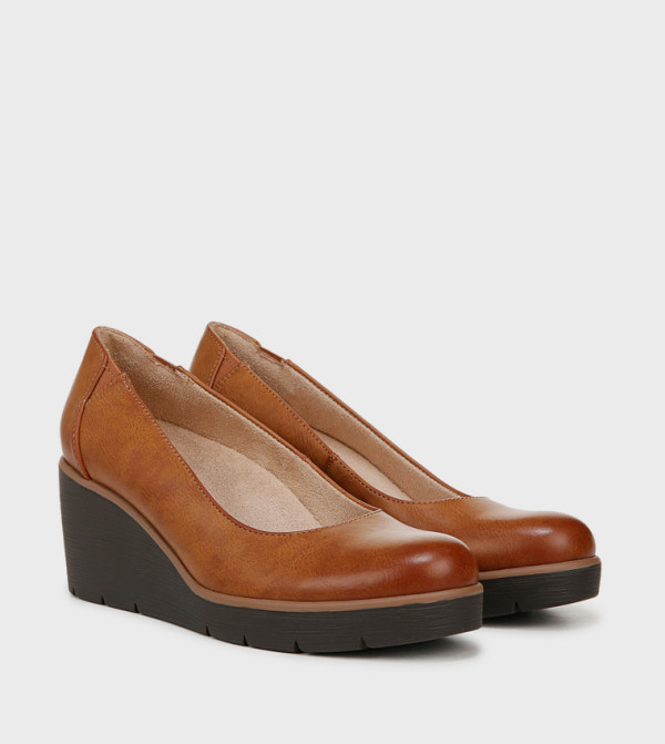 Naturalizer  Shoes - Tan Wedges