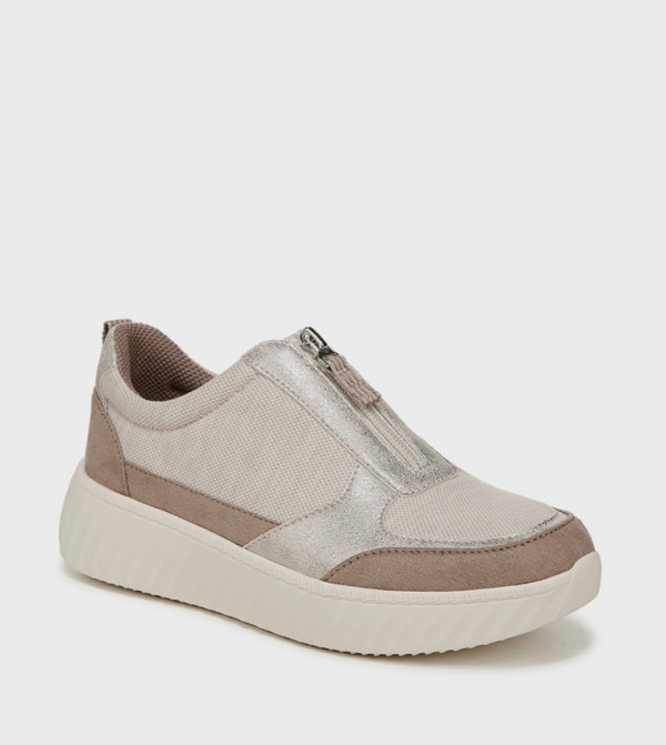 Bzees  - Beige Low Top