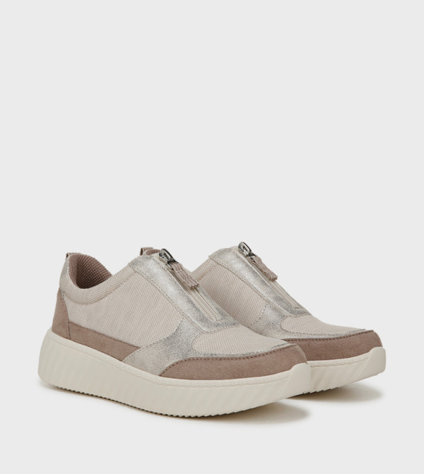 Bzees  - Beige Low Top