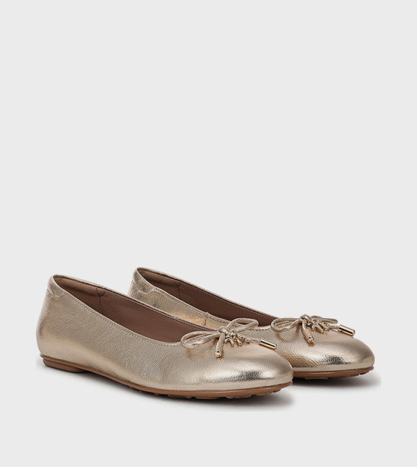 Naturalizer  Shoes - Gold undefined