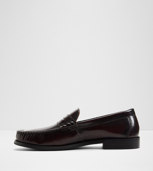 Aldo  Loafers & Moccasins - Burgundy undefined