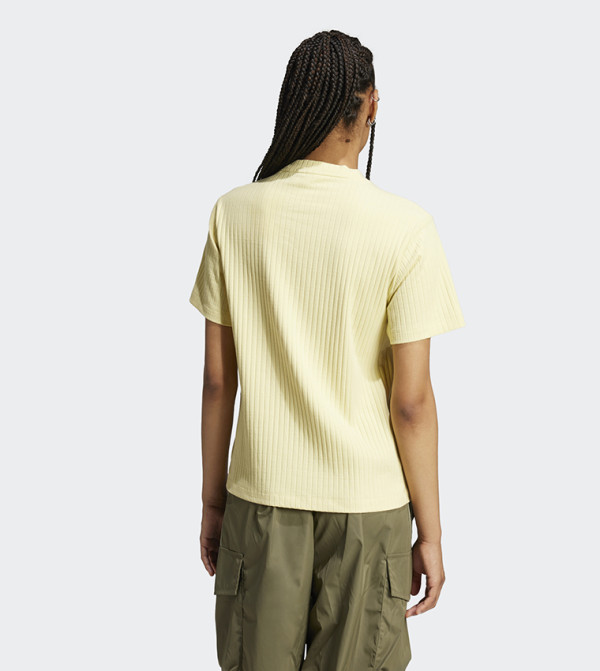 Adidas  Casual T-Shirts - Yellow Short Sleeve T-Shirts