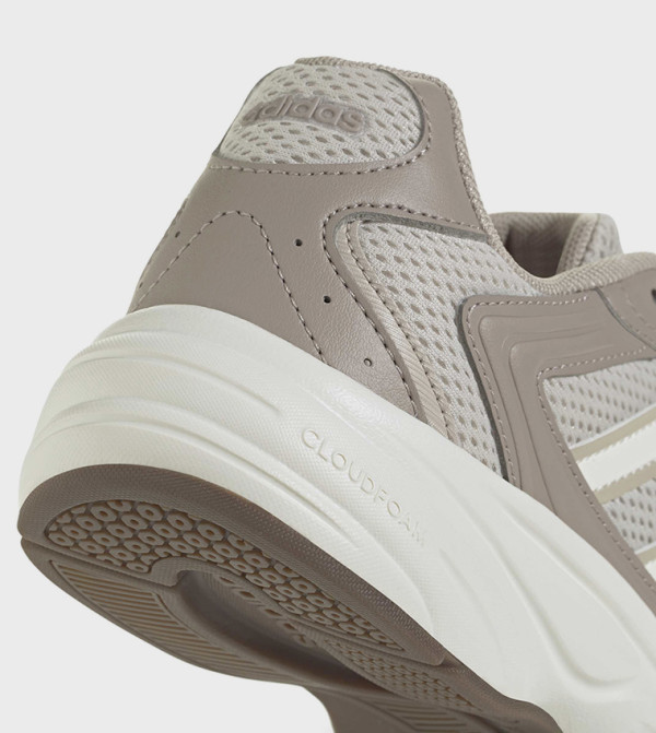 Adidas  Sneakers - Beige Low Top