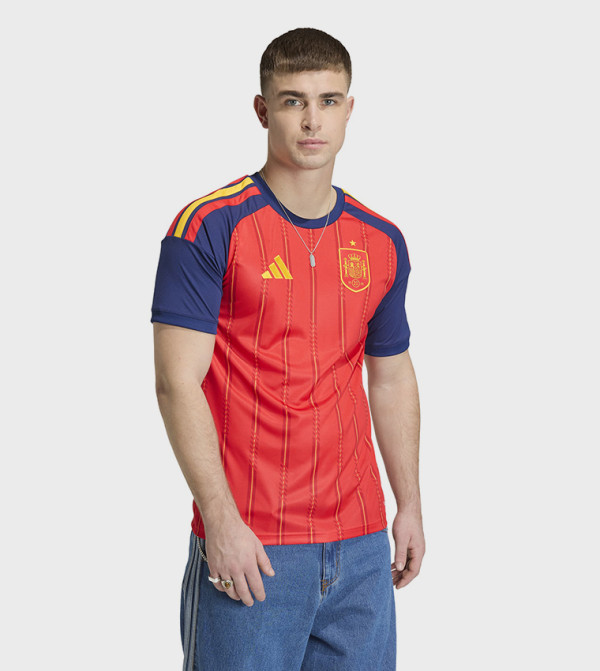 اديداس  ملابس رياضة - أحمر  T-Shirts & Vests