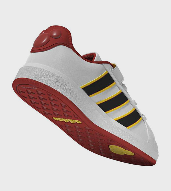 Adidas sneaker-squad - White Slides