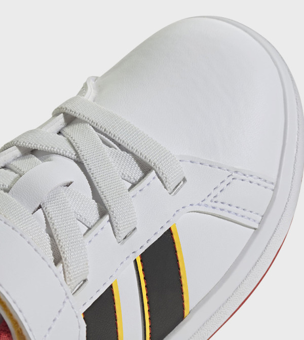 Adidas sneaker-squad - White Slides