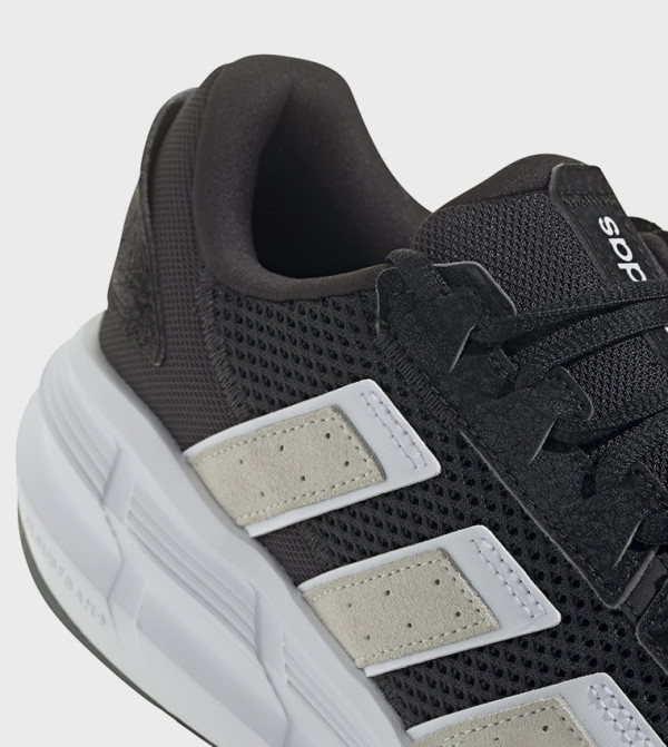 اديداس  أحذية سنيكرز - أسود أحذية برقبة منخفضة 