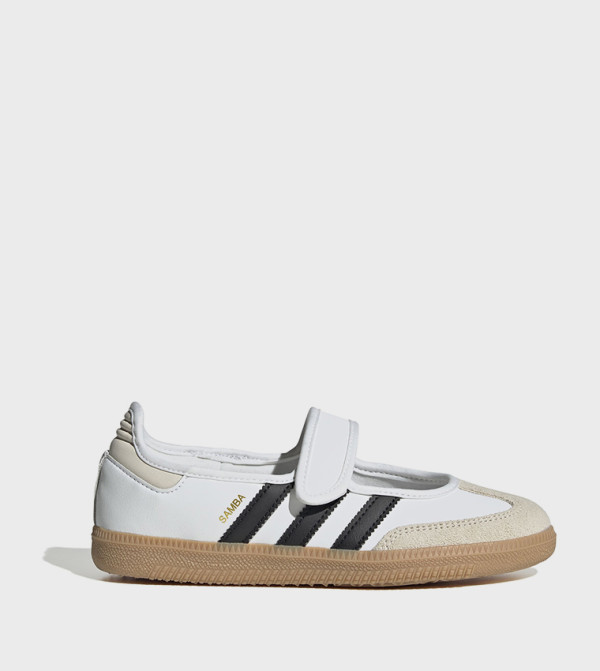 Adidas  Footwear - White Low Top