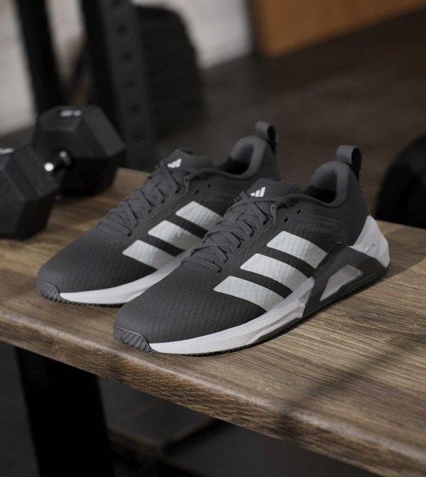 Adidas  Training Shoes - Black Low Top
