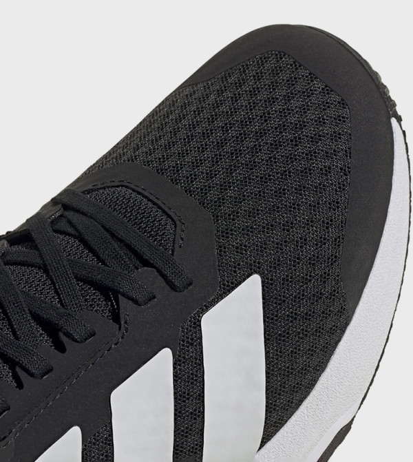 Adidas  Training Shoes - Black Low Top