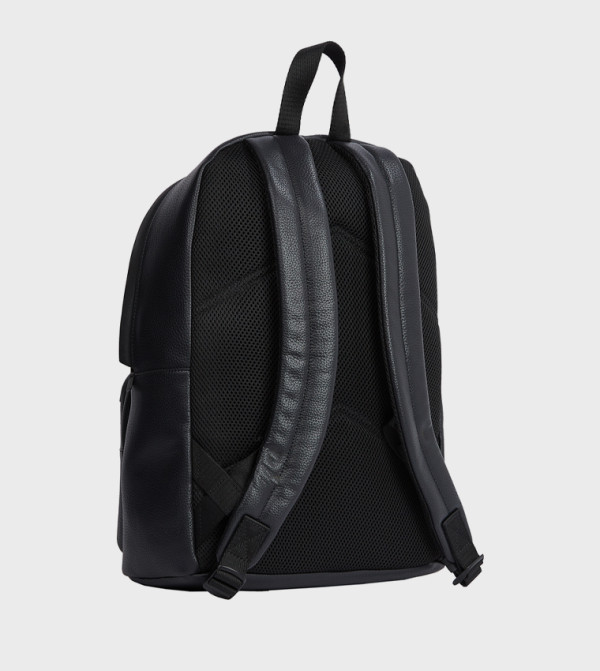Calvin Klein Calvin Klein - Black undefined