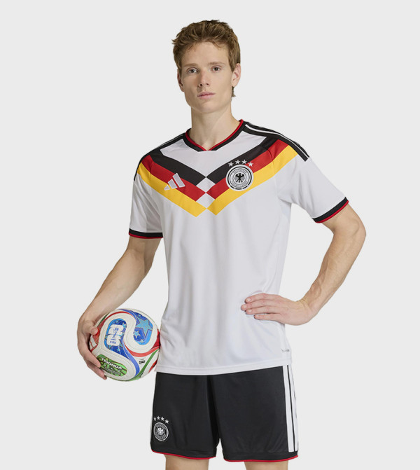 اديداس  ملابس - أبيض T-Shirts & Vests