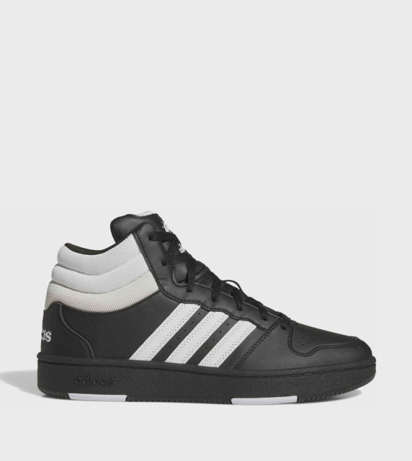 Adidas  Sneakers - Black Low Top