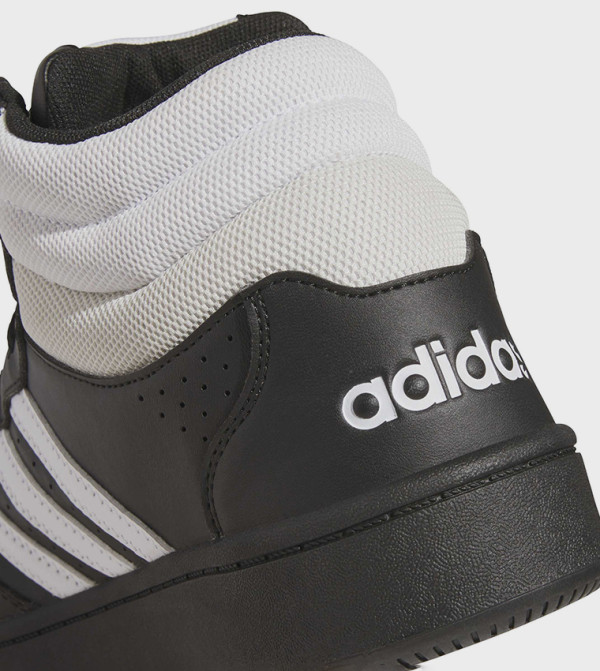 Adidas  Sneakers - Black Low Top