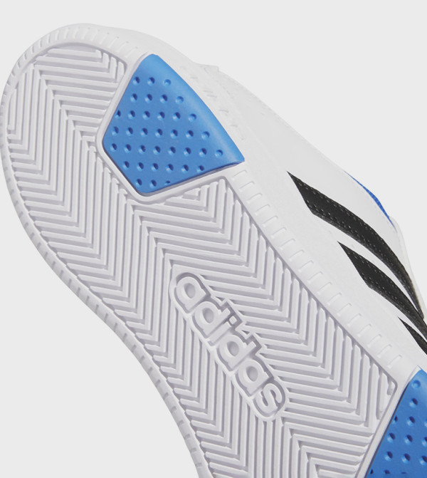 Adidas  Sneakers - White High Top