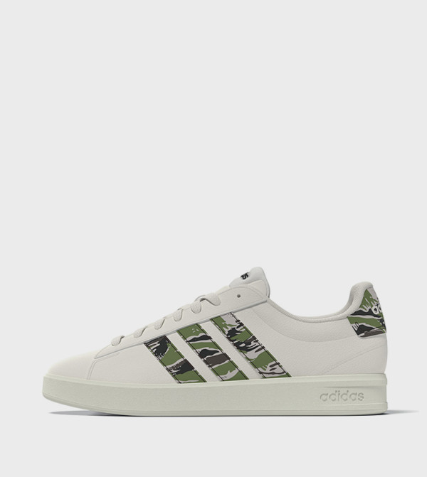 Adidas Adidas - White Low Top
