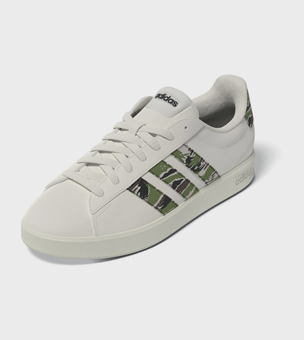 Adidas Adidas - White Low Top