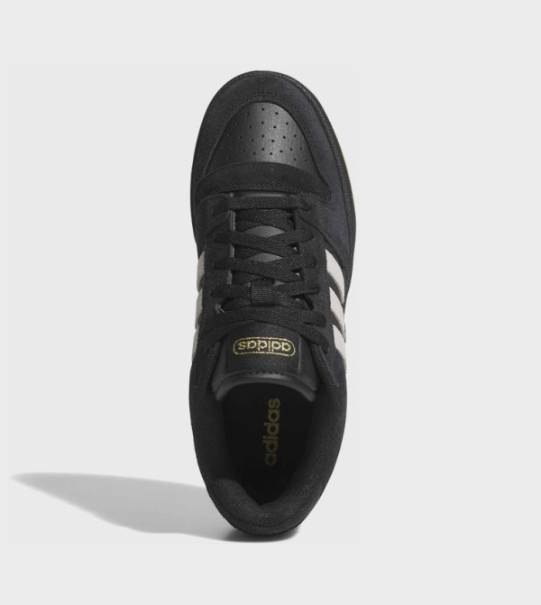Adidas  Sneakers - Black Low Top