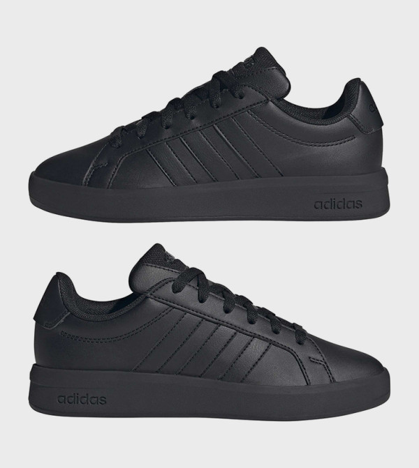 اديداس اديداس - أسود أحذية برقبة منخفضة 