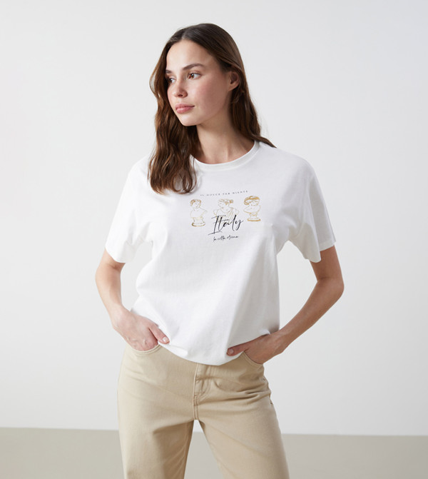 LC Waikiki Clothing - White Casual T-Shirts