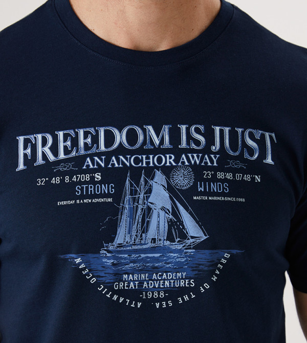 LC Waikiki LC Waikiki - Navy Round Neck T-Shirts