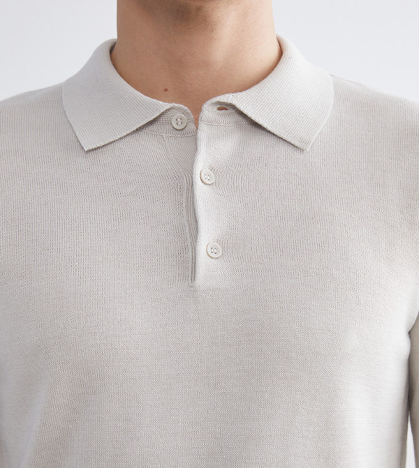 اٍل سي واي كيكي  سترات بياقة V  - بيج V-neck Sweaters