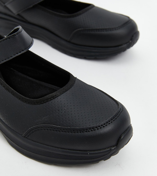 LC Waikiki  Casual Shoes - Black Ballerina