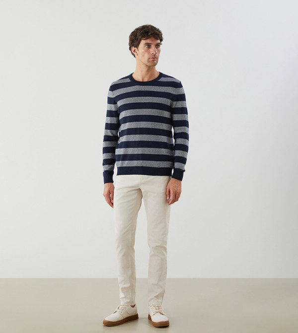 اٍل سي واي كيكي  سترات بياقة دائرية - متعدد Round Neck Sweaters