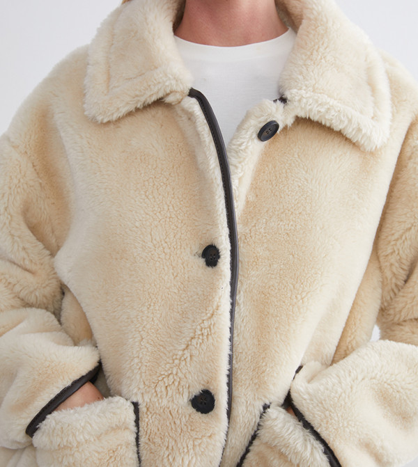 اٍل سي واي كيكي  جاكيتات ومعاطف - بيج معاطف