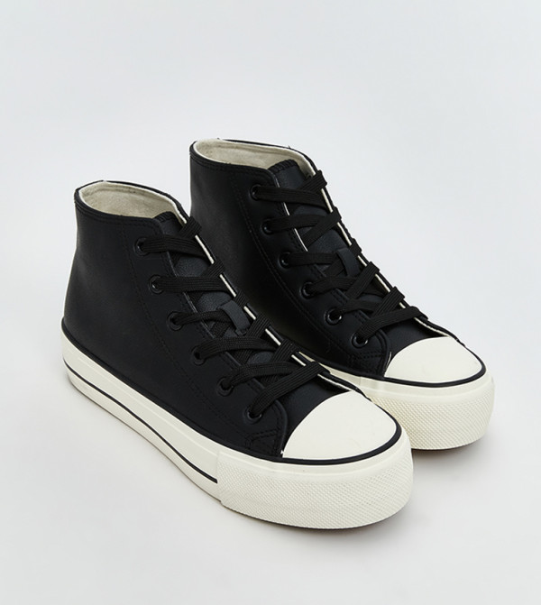 LC Waikiki High Top - Black High Top