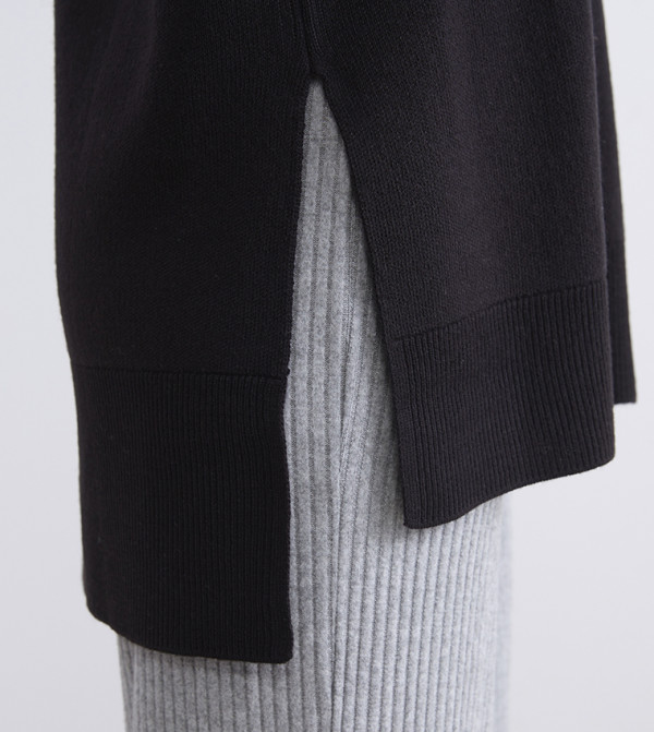 اٍل سي واي كيكي  سترات - أسود Round Neck Sweaters