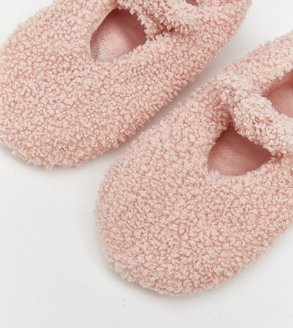 LC Waikiki  - Light Pink Casual Slip-On's