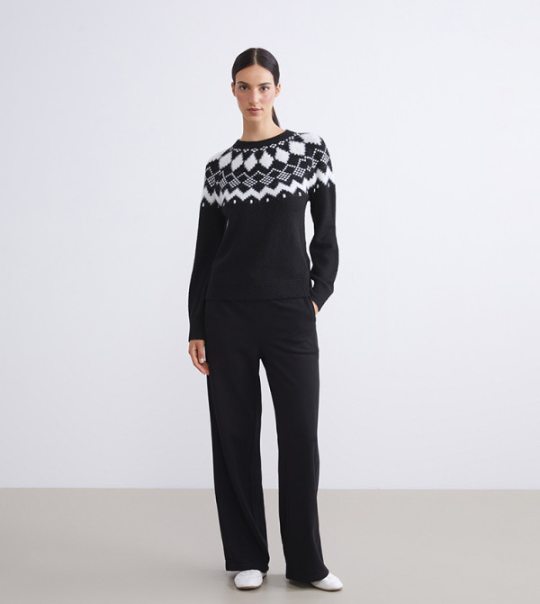 LC Waikiki  Sweaters - Black Round Neck Sweaters