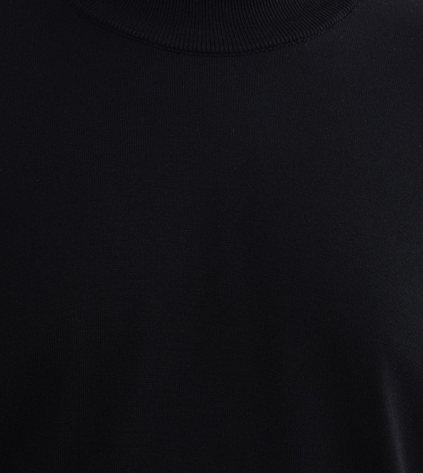 LC Waikiki  Round Neck Sweaters - BLACK Round Neck Sweaters