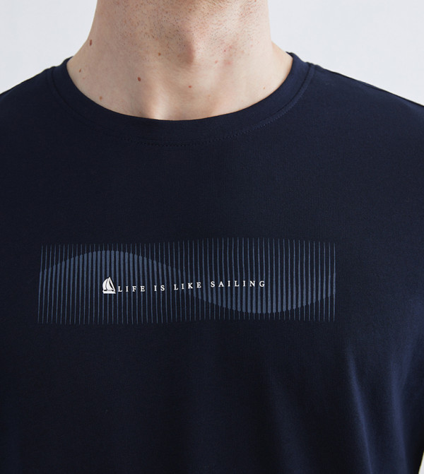 LC Waikiki LC Waikiki - Navy Round Neck T-Shirts