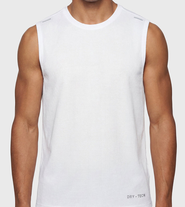 LC Waikiki LC Waikiki - White T-Shirts & Vests