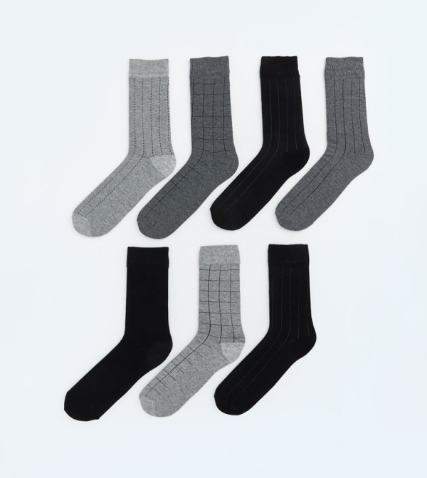 اٍل سي واي كيكي  جوارب   - متعدد Calf Length Socks