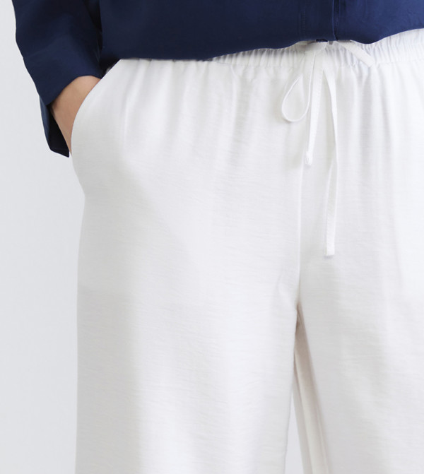 اٍل سي واي كيكي اٍل سي واي كيكي - أبيض بنطال كاجوال